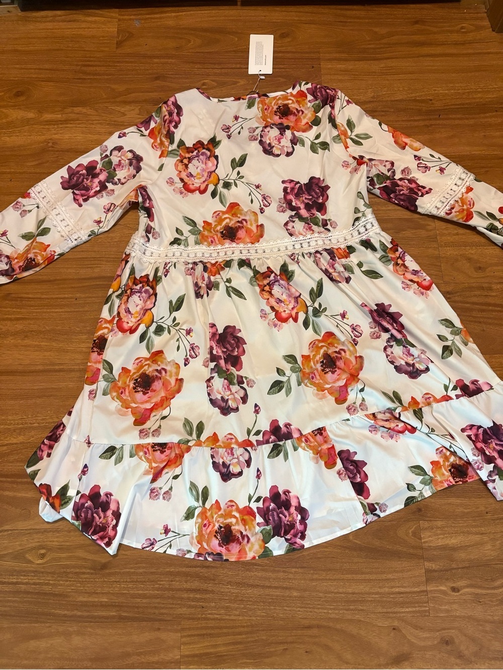 BloomChic -Ivory Lantern Sleeve Dress - Size 14/16 - Picture 3 of 9